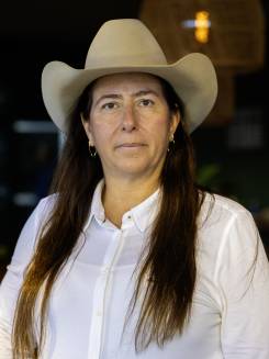 Larissa Lopes Cançado Petralanda