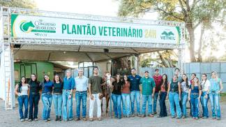 Foto 01_Reinaldo e Equipe Plantão 24 Horas_ 286_ABQMbx