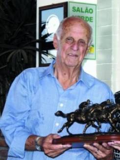 ANTONIO CARLOS LEME QUARTIM BARBOSA